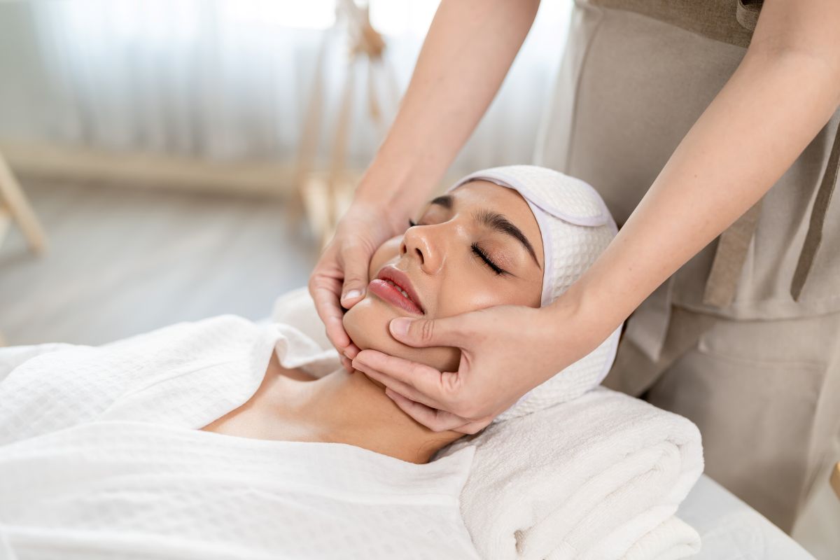 Facials Skin Clinic London