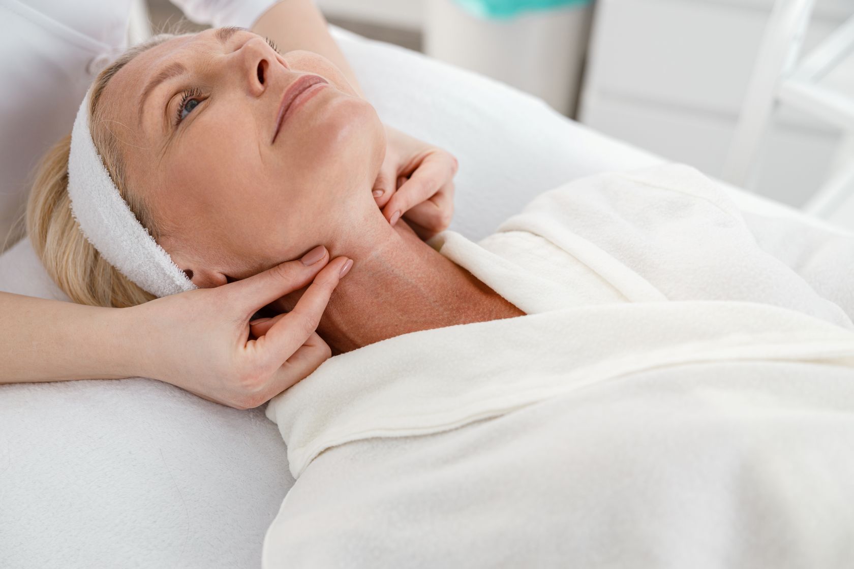 Neck and décolletage Skin Clinic London 2
