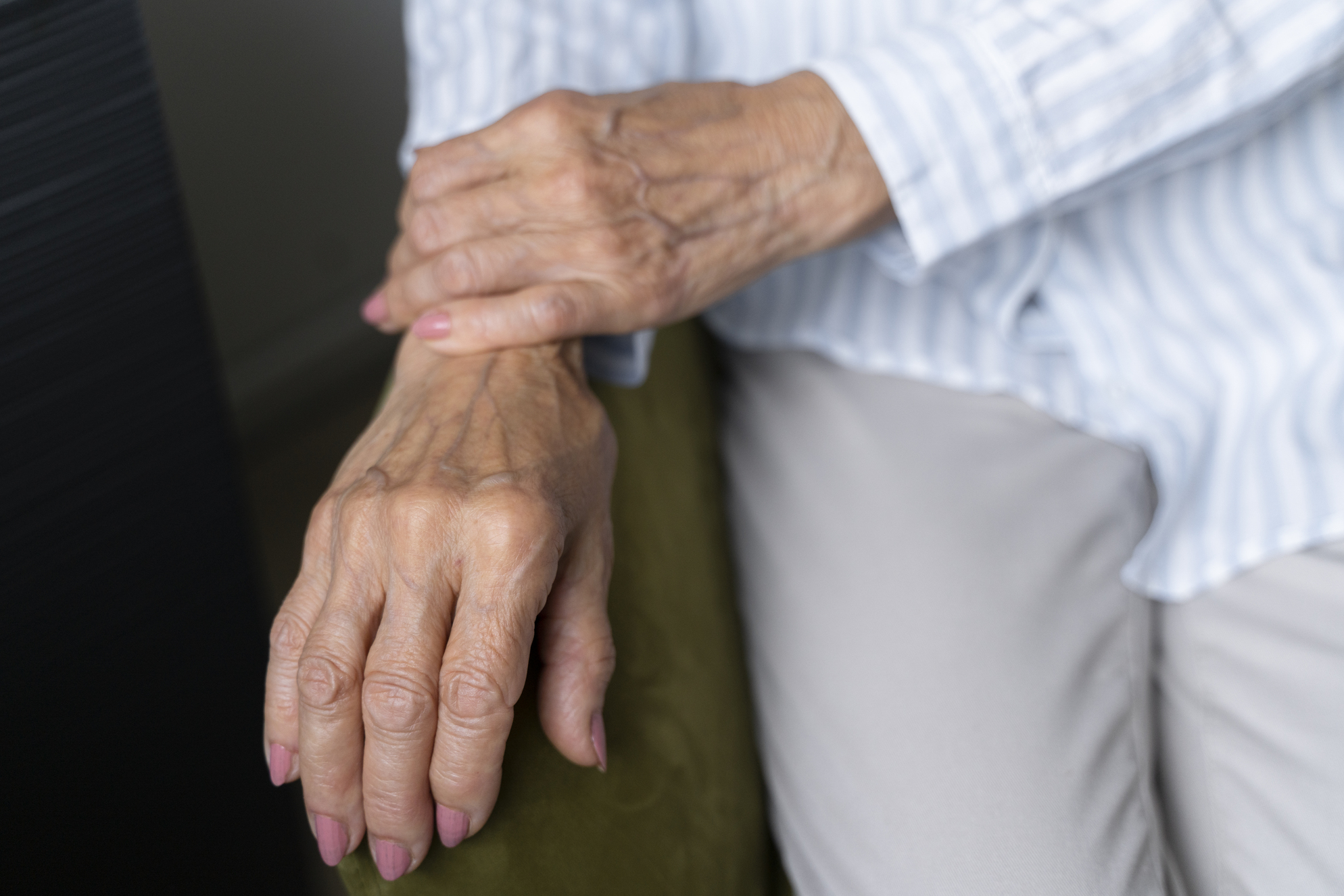 old woman ageing hands